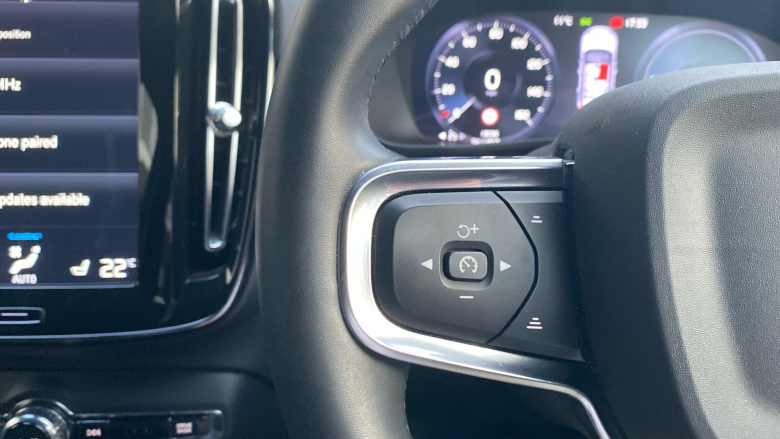 Volvo Xc40 1.5 T4 Recharge PHEV R DESIGN 5dr Auto Estate